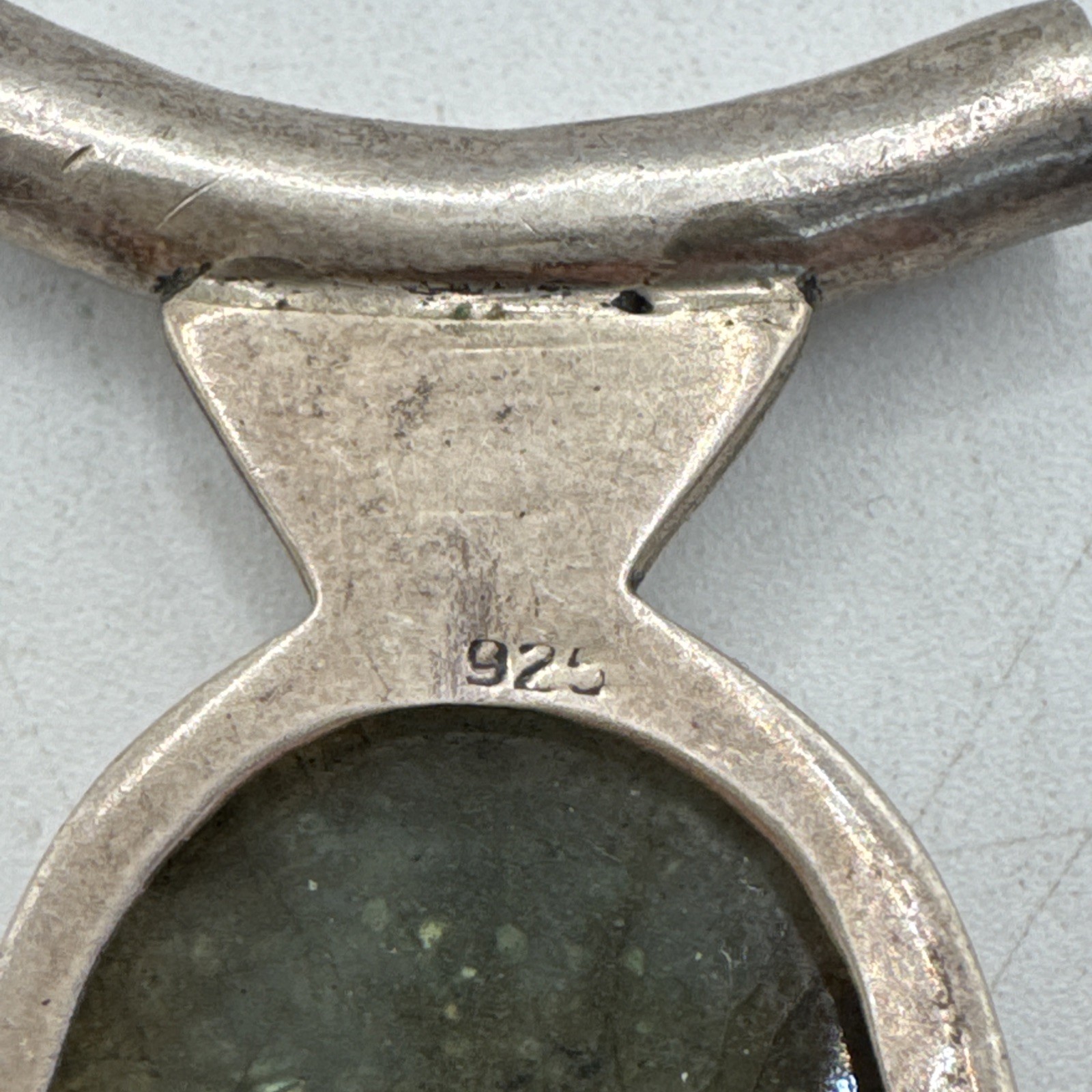 Vintage Navajo Sterling Silver Pendant W/ Large Oval Labradorite Gemstone 13.5g