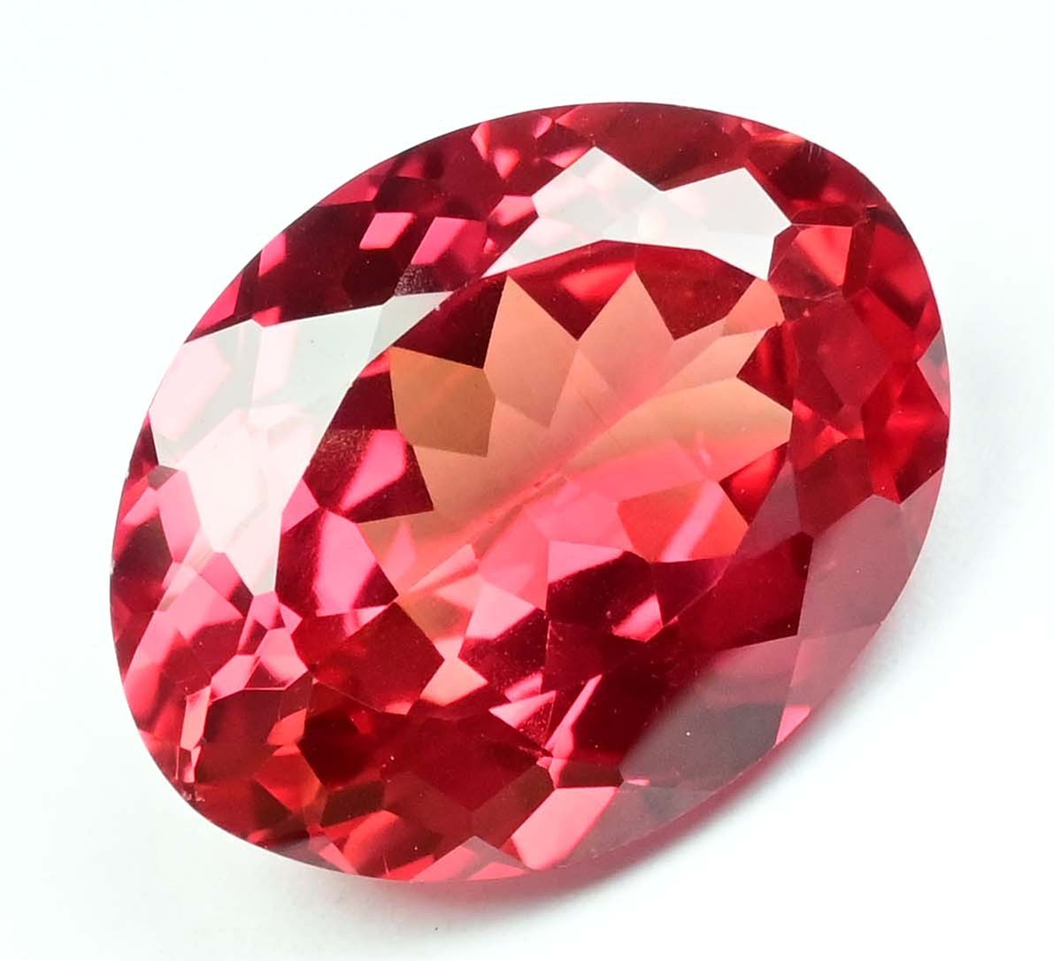 Stunning Natural Padparadscha Sapphire 17.80 Ct Oval Cut Certified Gemstone