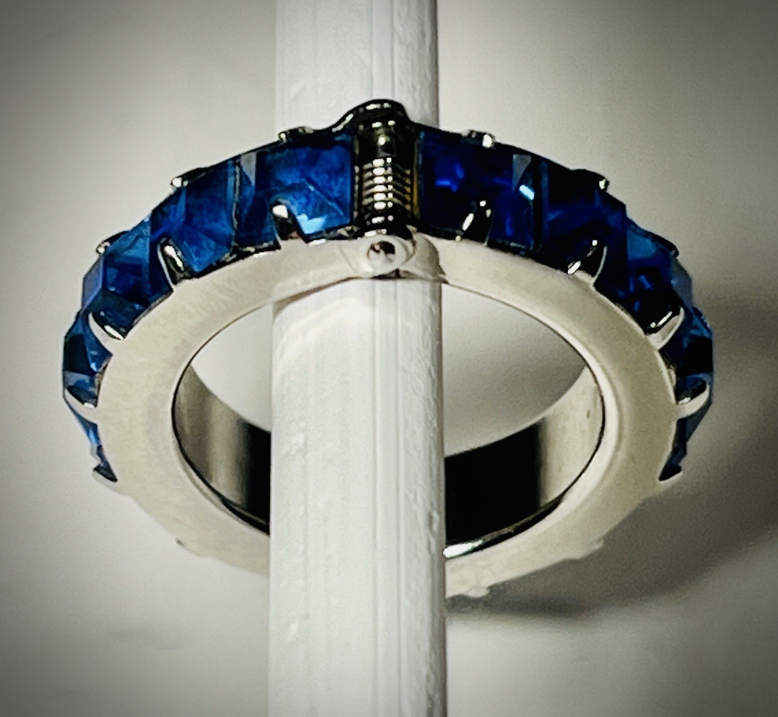 Signed WEISS Sapphire Blue Rhinestone Clip-on Small Hoop Earrings, 1950s