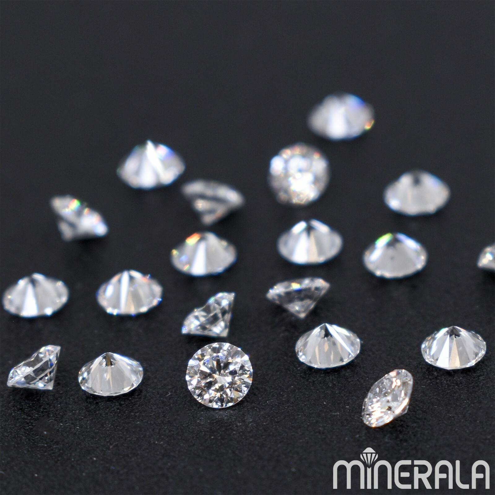 CVD LAB GROWN DIAMONDS FACETED ROUND SHAPE D-F VS GEMSTONE 2.50mm-3.80mm WP0274A