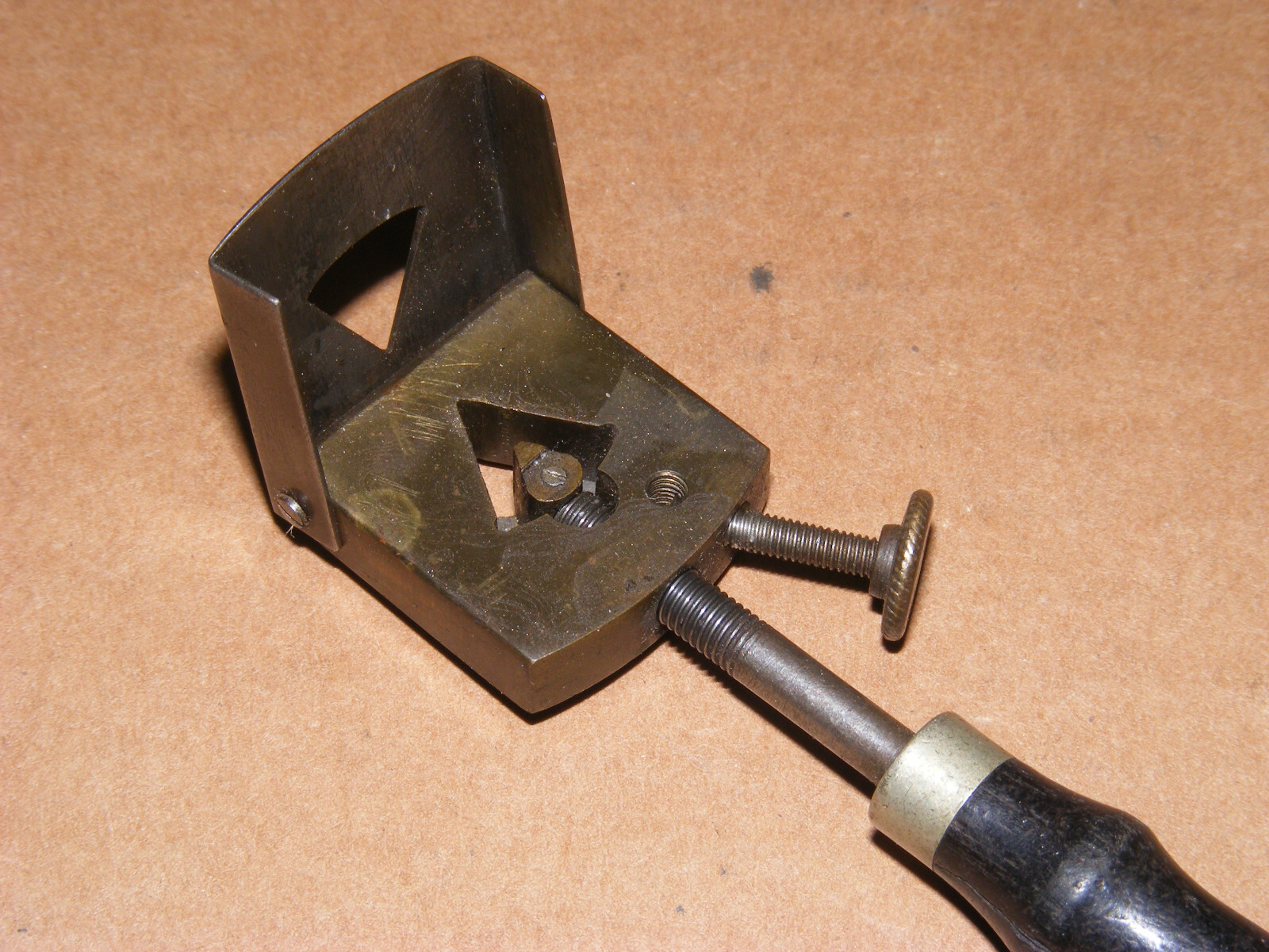 Watchmaker’s/Jeweler’s Specialty V Groove Hand Pin Vise Handle