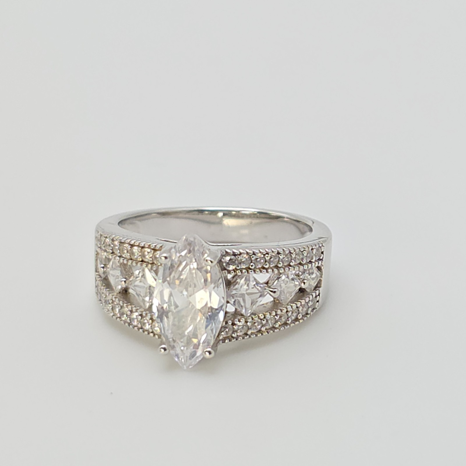FUZION CREATIONS FZN Ring 925 Sterling Silver Marquise Cut Cubic Zirconia Size 7