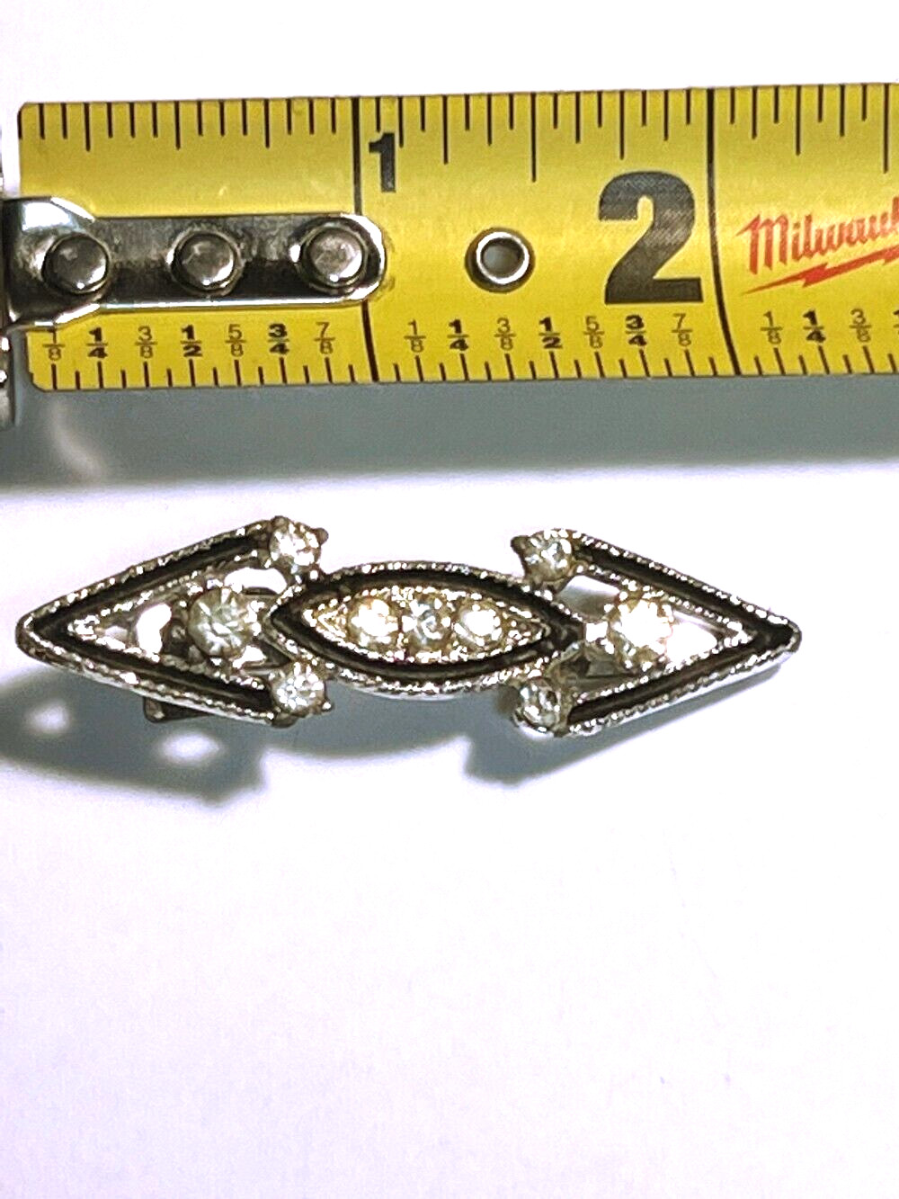 LOVELY VINTAGE RHINESTONE ONYX ART DECP HAIR CLIP 2-1/8″ IN GREAT CONDITION