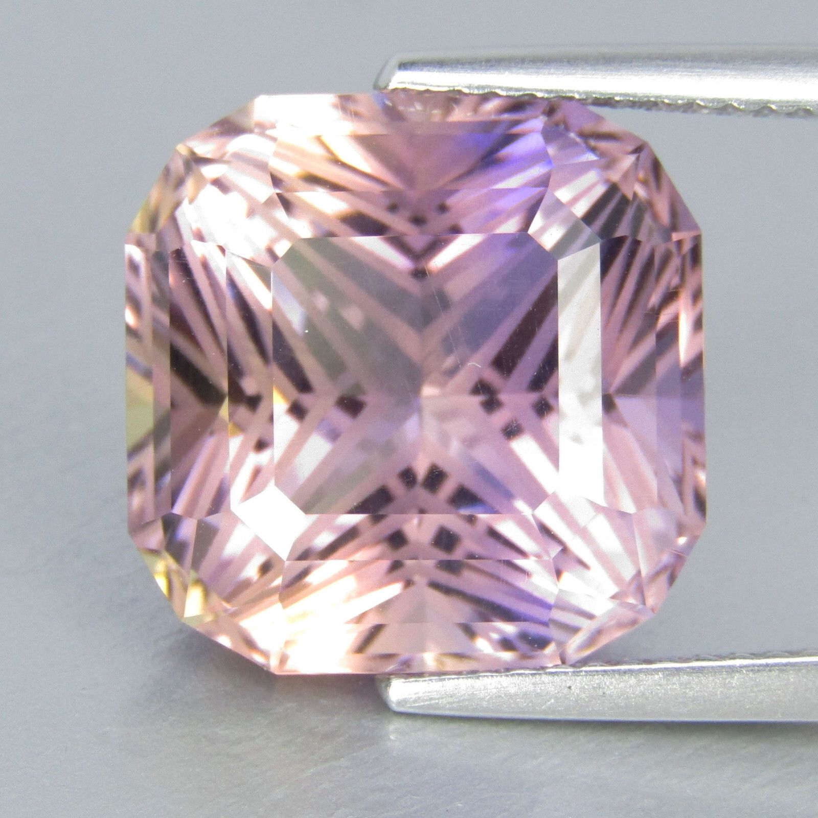 11.95Cts Magnificent Natural Bolivian Ametrine 13.7mm Fashion Radiant Cut Gem