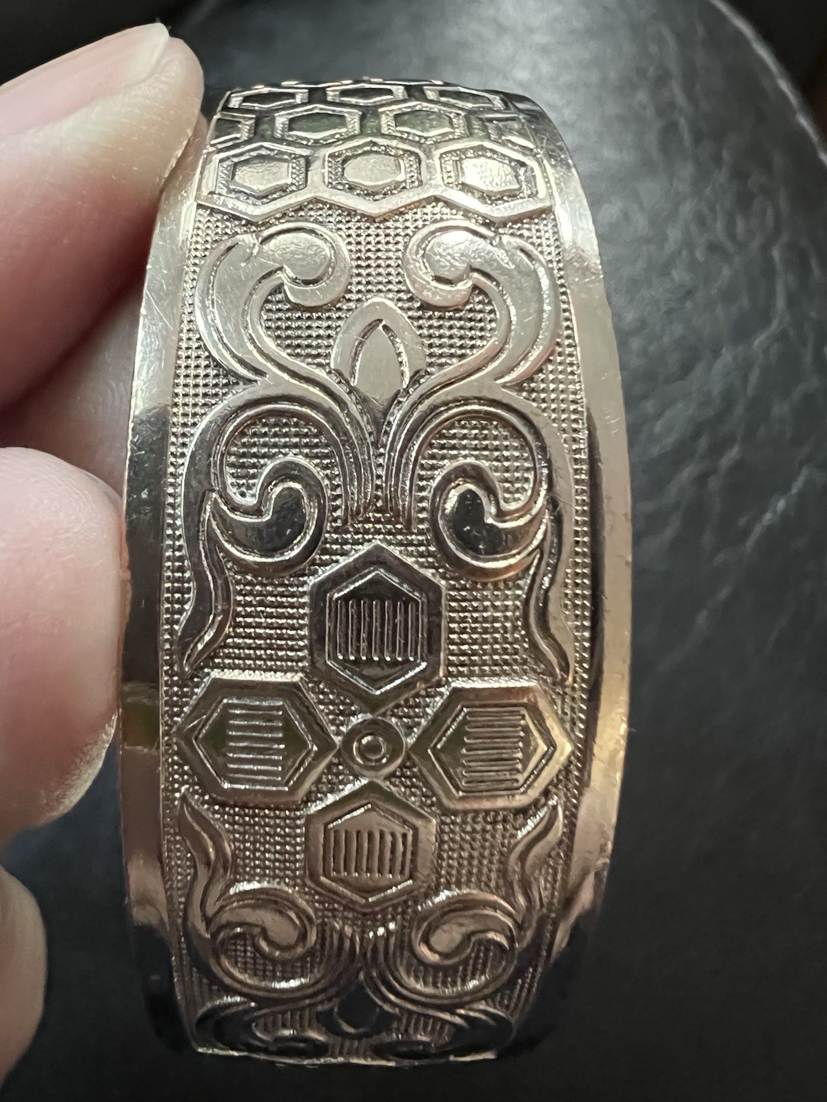 Wide Silver Tone Engraved Cuff Bracelet Floral Scroll Honeycomb Boho