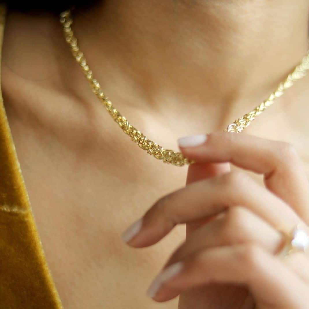 14K Yellow Gold 6mm Byzantine Necklace (Hollow) 17″