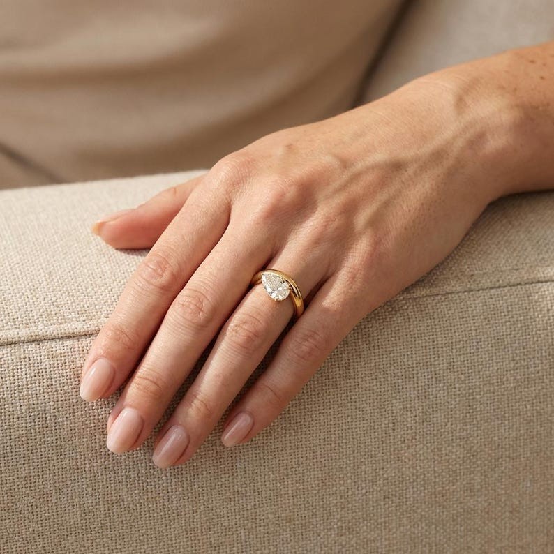 East West 2.0 CT Pear Cut Moissanite Solitaire 14K Gold Curved Ring For Her