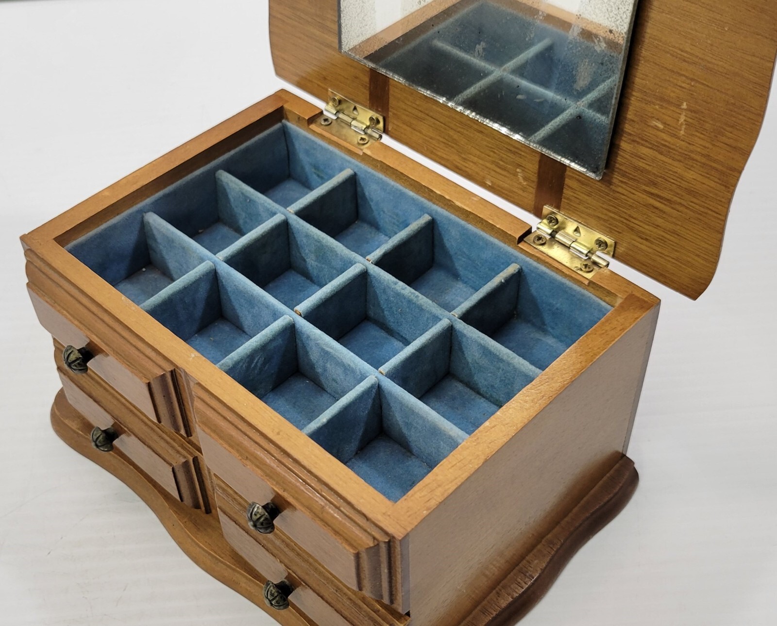 E) Vintage Mele Wooden Flip Top Jewelry Box Table Top
