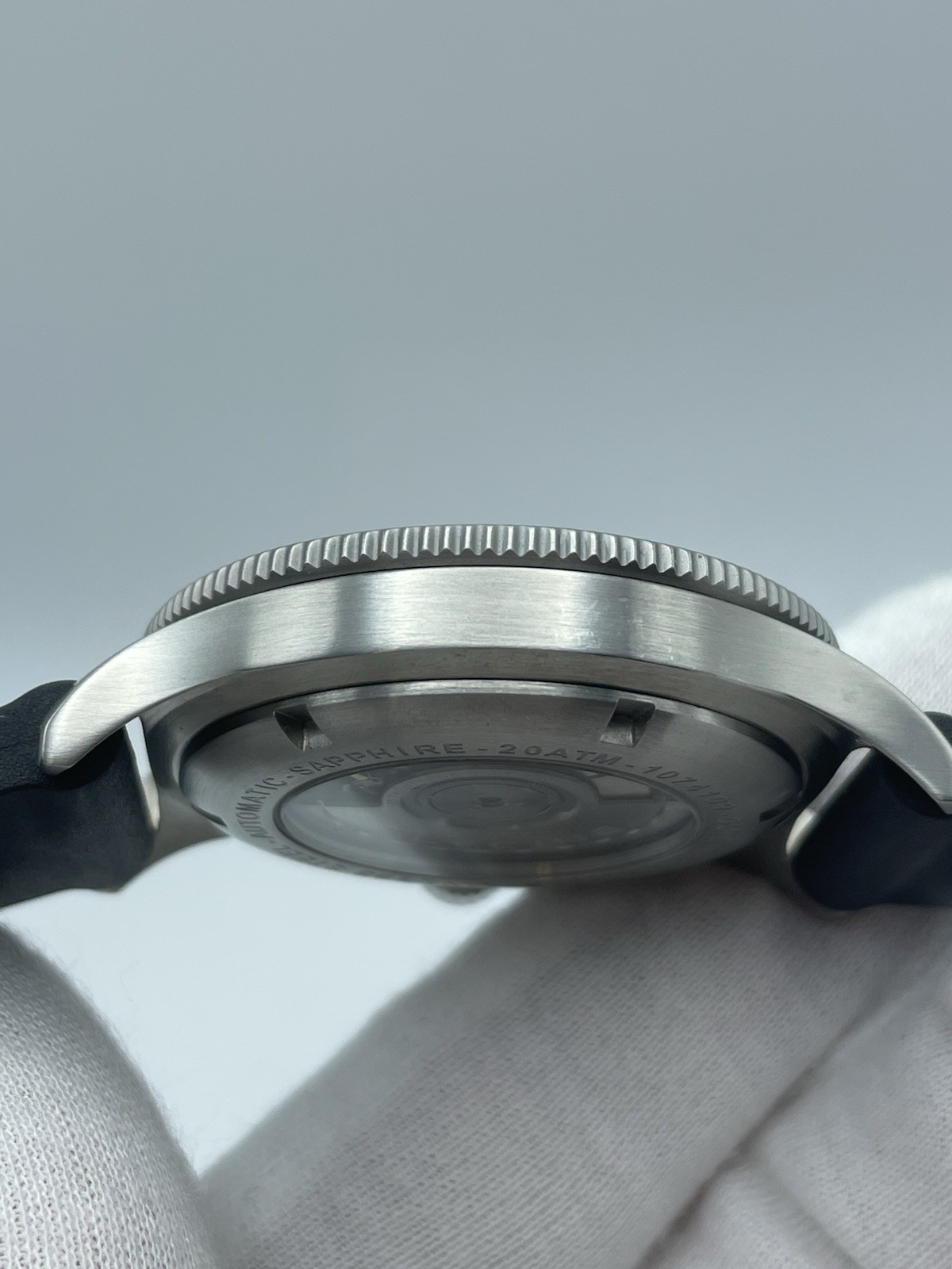 Glycine Combat Sub GMT GL0382 42mm Swiss Automatic Movement