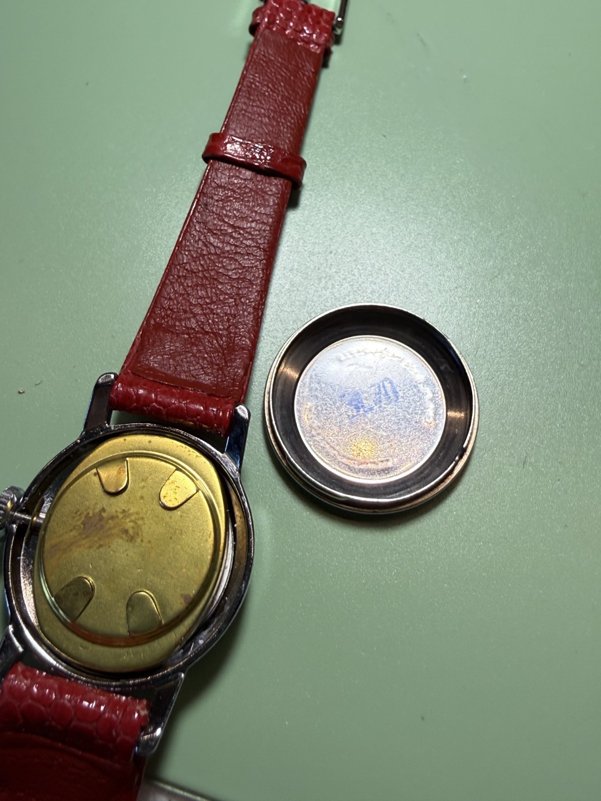 Vintage Mickey Mouse Ingersoll Manual Wind Watch 3L70 from 1970s