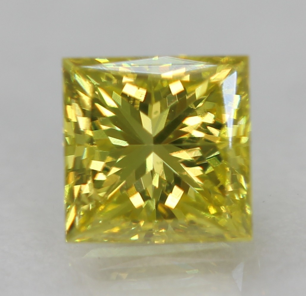 0.20 Carat Canary Yellow VVS2 Princess Natural Enhanced Diamond 3.17X3.13m VIDEO