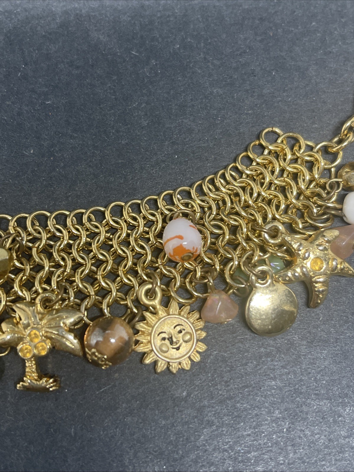 Vintage Gold Tone Beach Charm Mesh Chain Charm Bracelet Large Lobster Clasp 7″