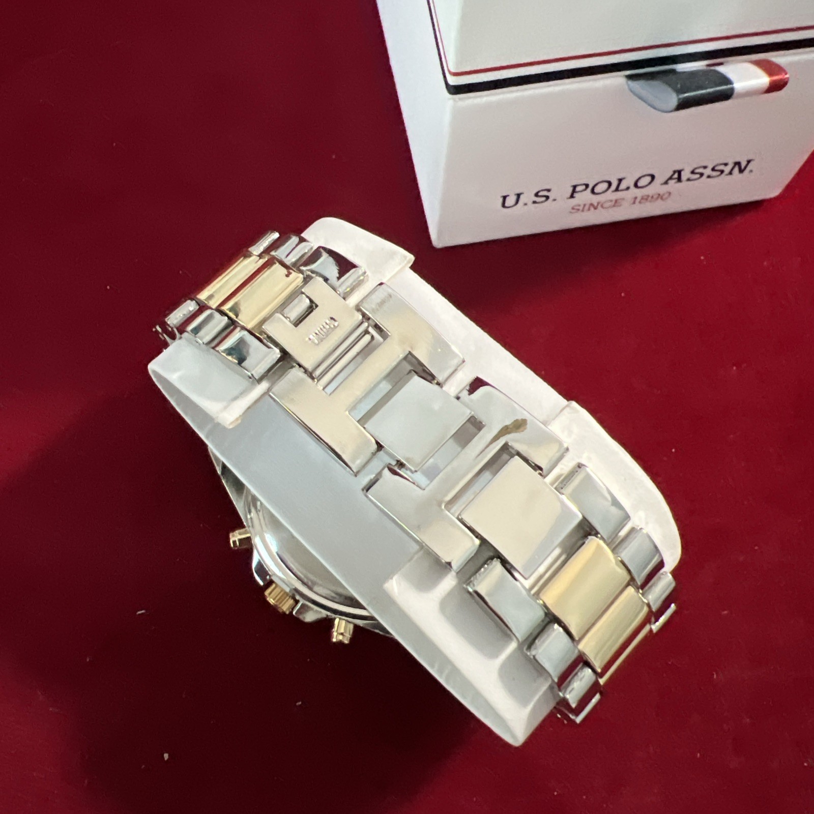 U.S. Polo Assn. Women’s USC40261AZ Analog Display Quartz Two Tone Watch 40mm
