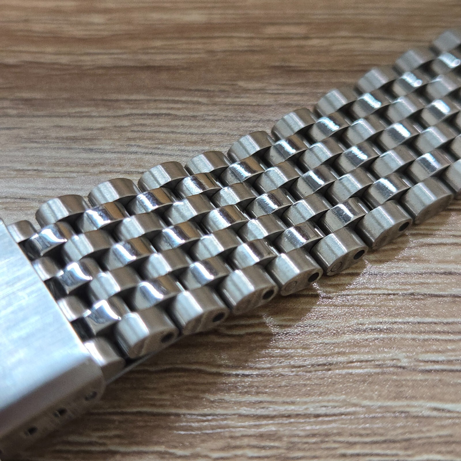 Rare and beautiful stainless steel watch bracelet/watch band 18mm