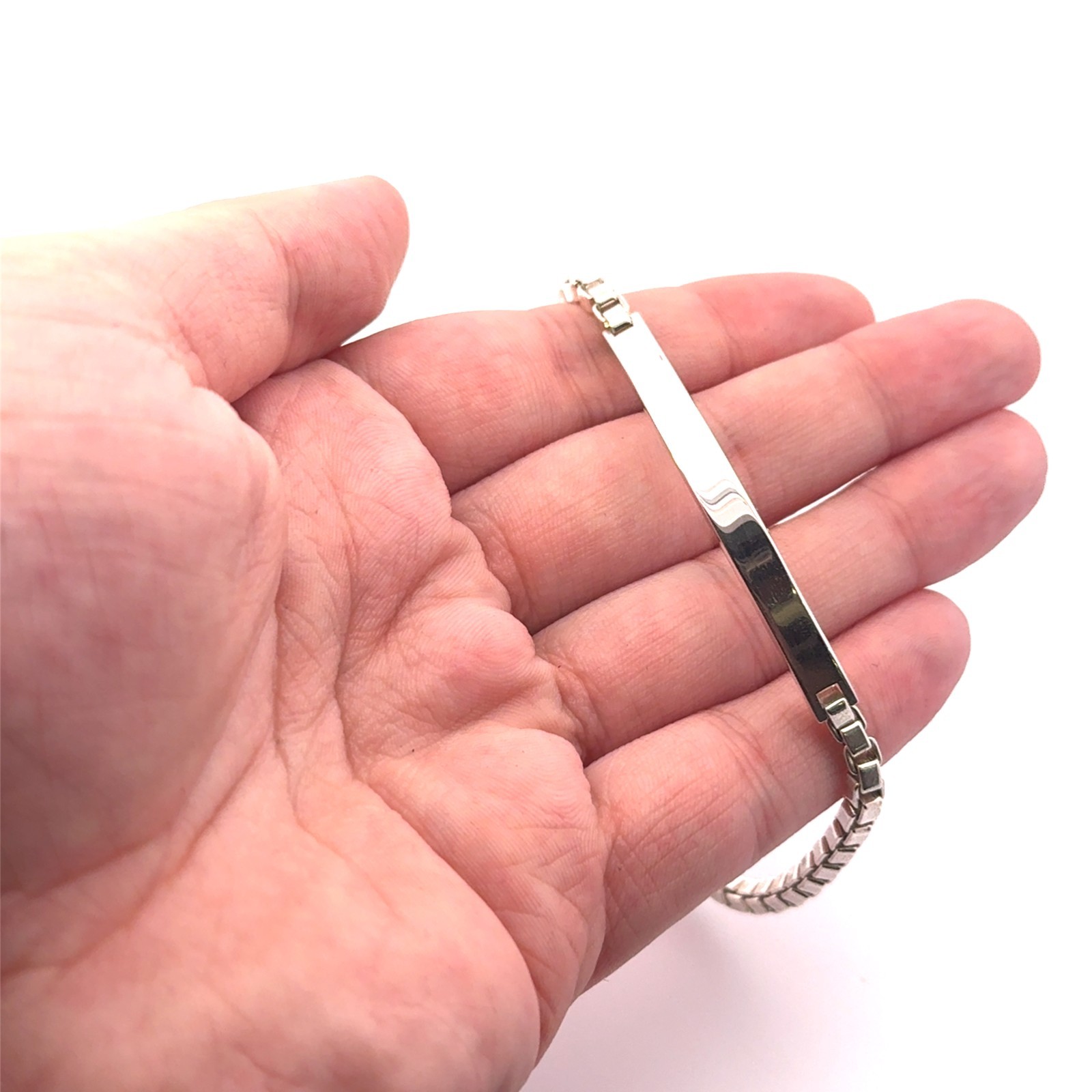Tiffany & Co. 925 Sterling Silver Venetian Link ID Bracelet 8″