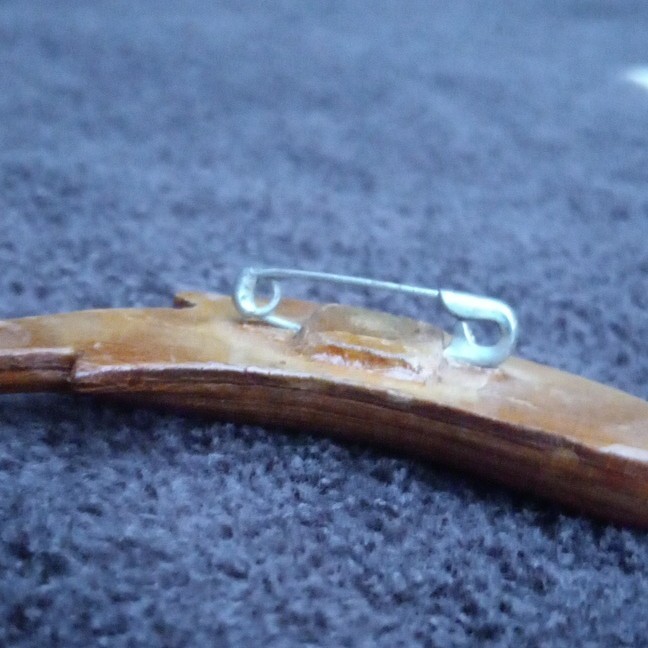 Carved Brown Fish Brooch Pin 3 in Long, Animals & Fishing Theme Vintage