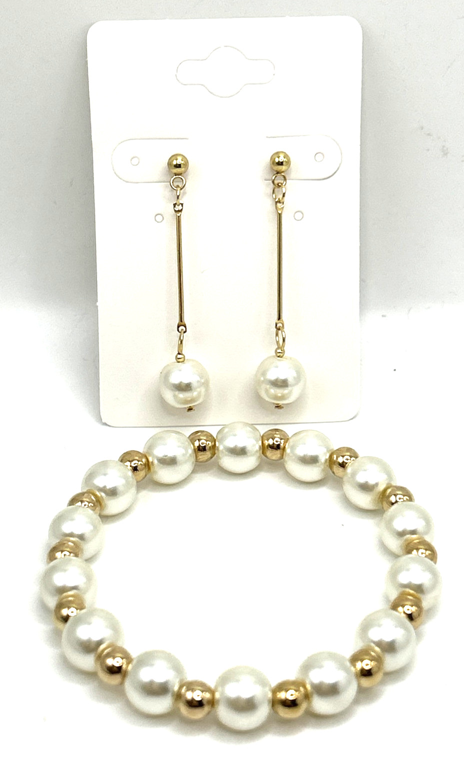 Glass Pearls & Gold Beaded 2pc Set: Dangle Post Earrings &7.5″ Stretch Bracelet