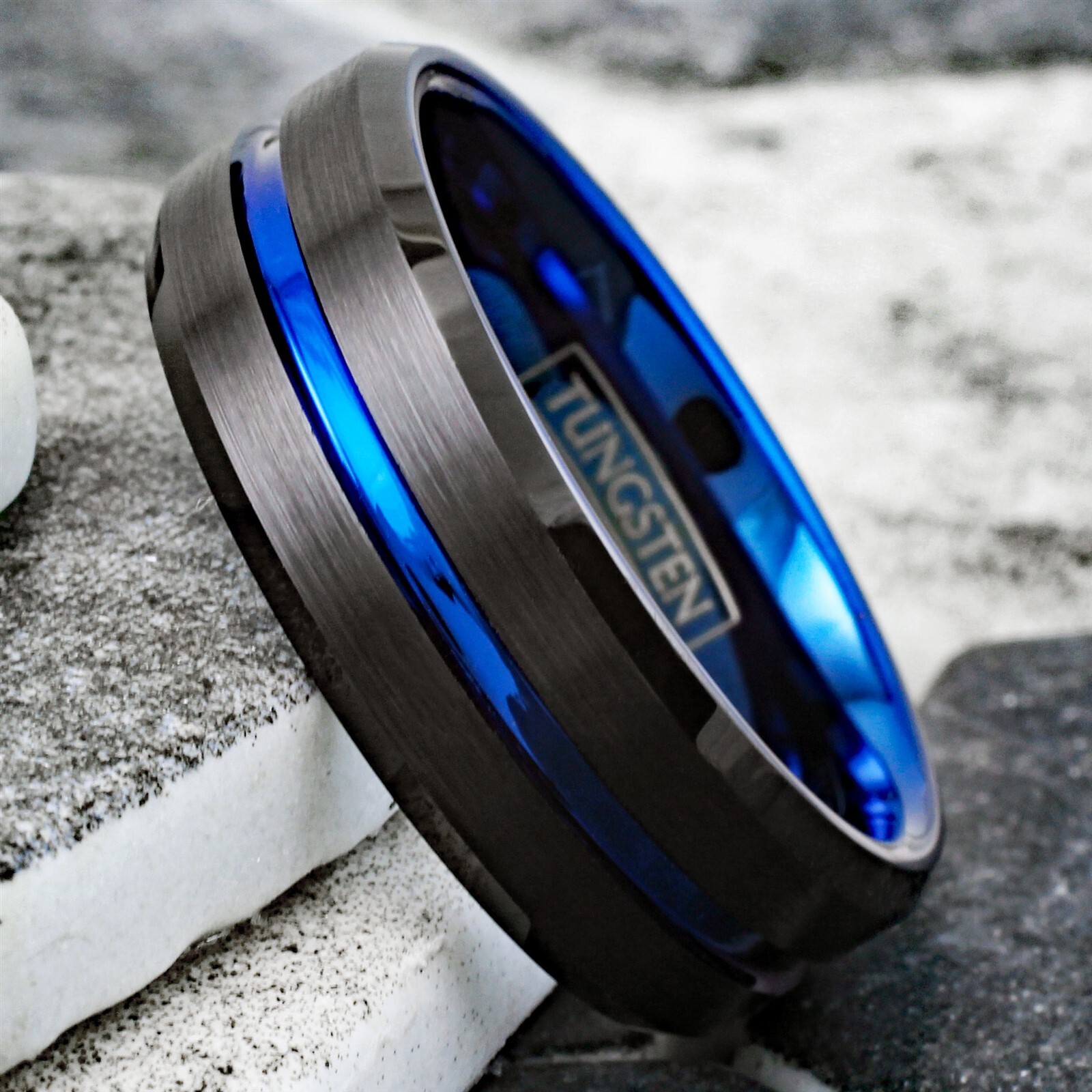 6/8mm Tungsten Carbide Men’s Ring Thin Blue Line Black Brushed Wedding Band