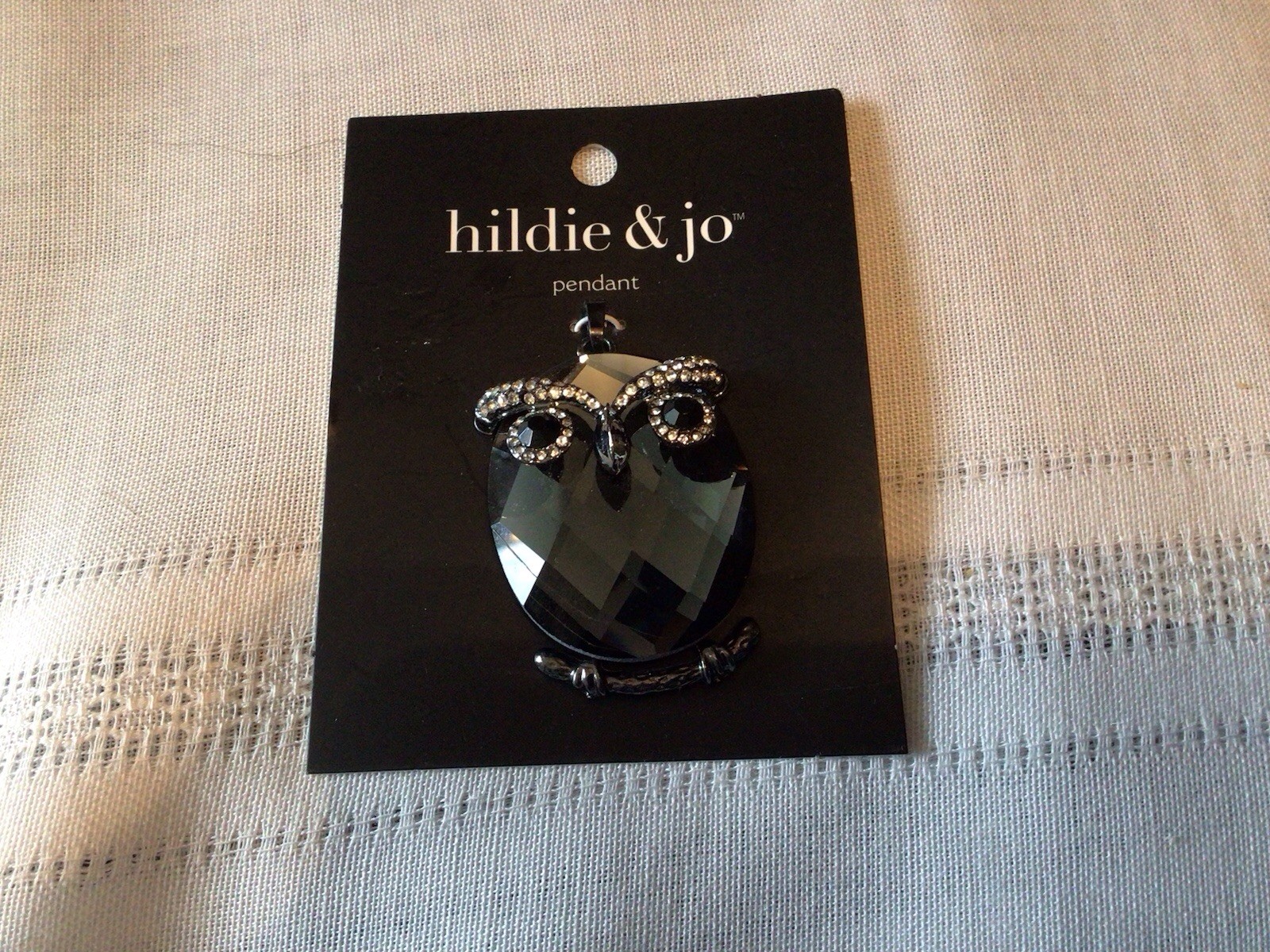 Hildie & Jo Pendant Owl Gem