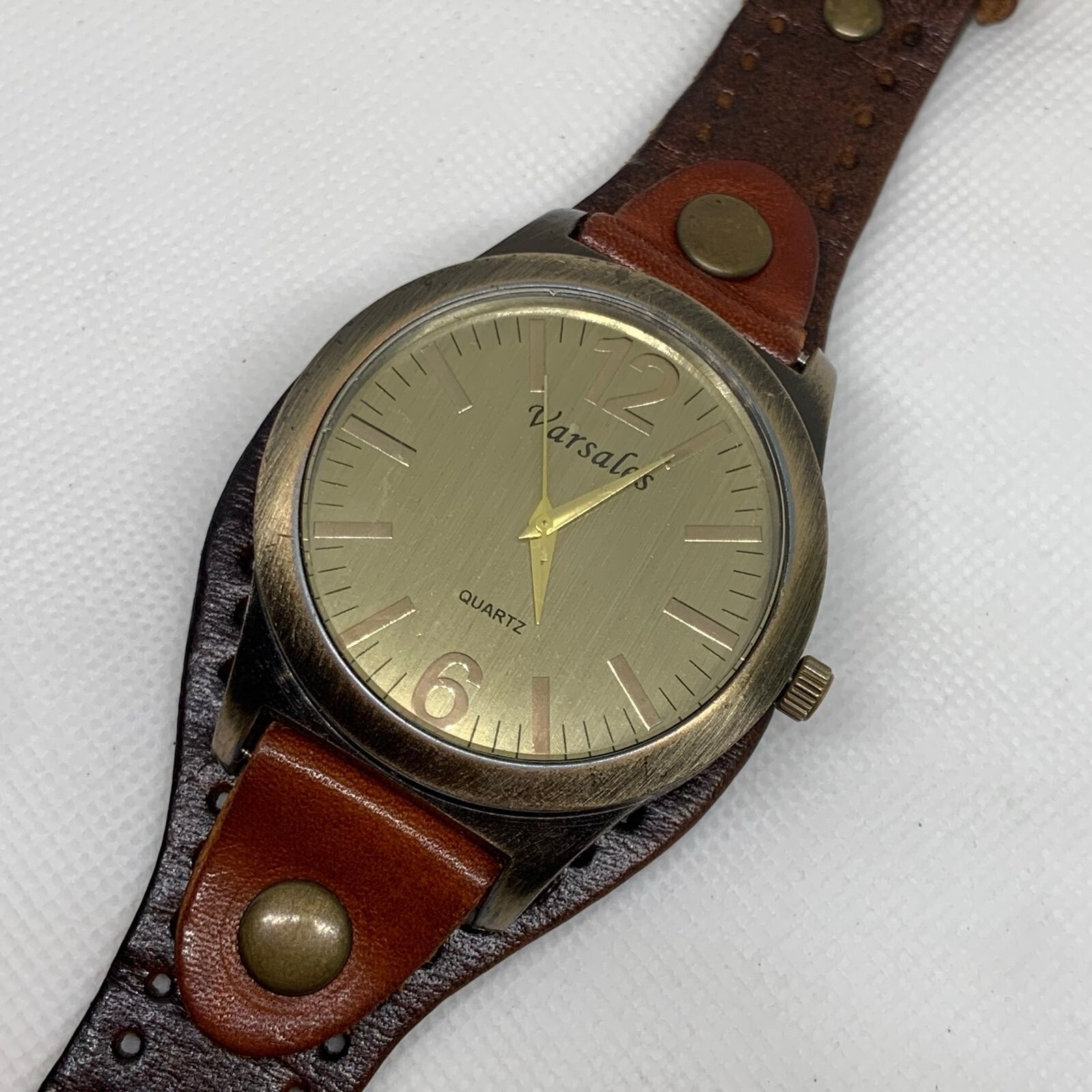 Varsales men quartz analog watch 45mm green dial brown leather running