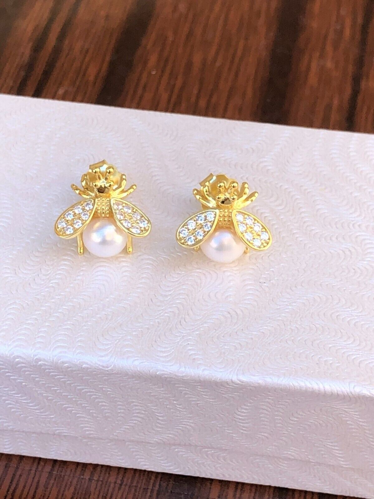 925 Sterling Silver CZ Pearl Bee Stud Earrings Women Girls Gold Studs 11mm