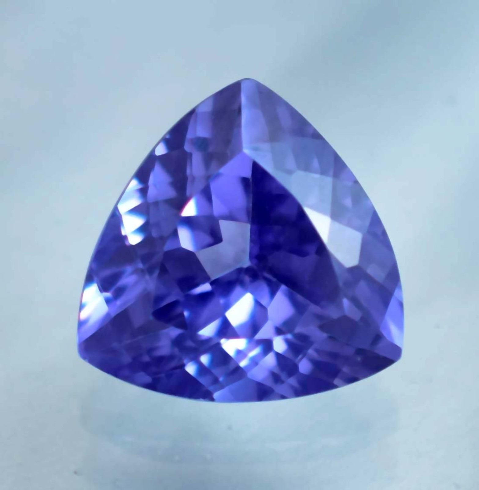 9.5 Ct Natural CERTIFIED Alexandrite Color Change trillion Cut Loose Gemstone