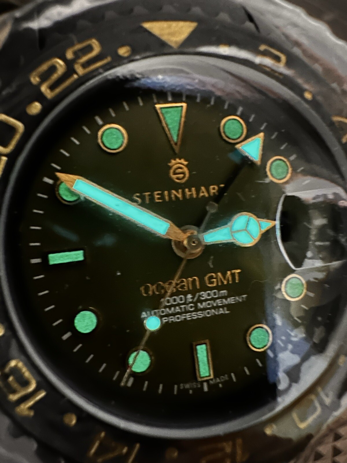 Steinhart Ocean One GMT Military Ceramic Bezel 300M 42MM Limited Edition 2xStrap