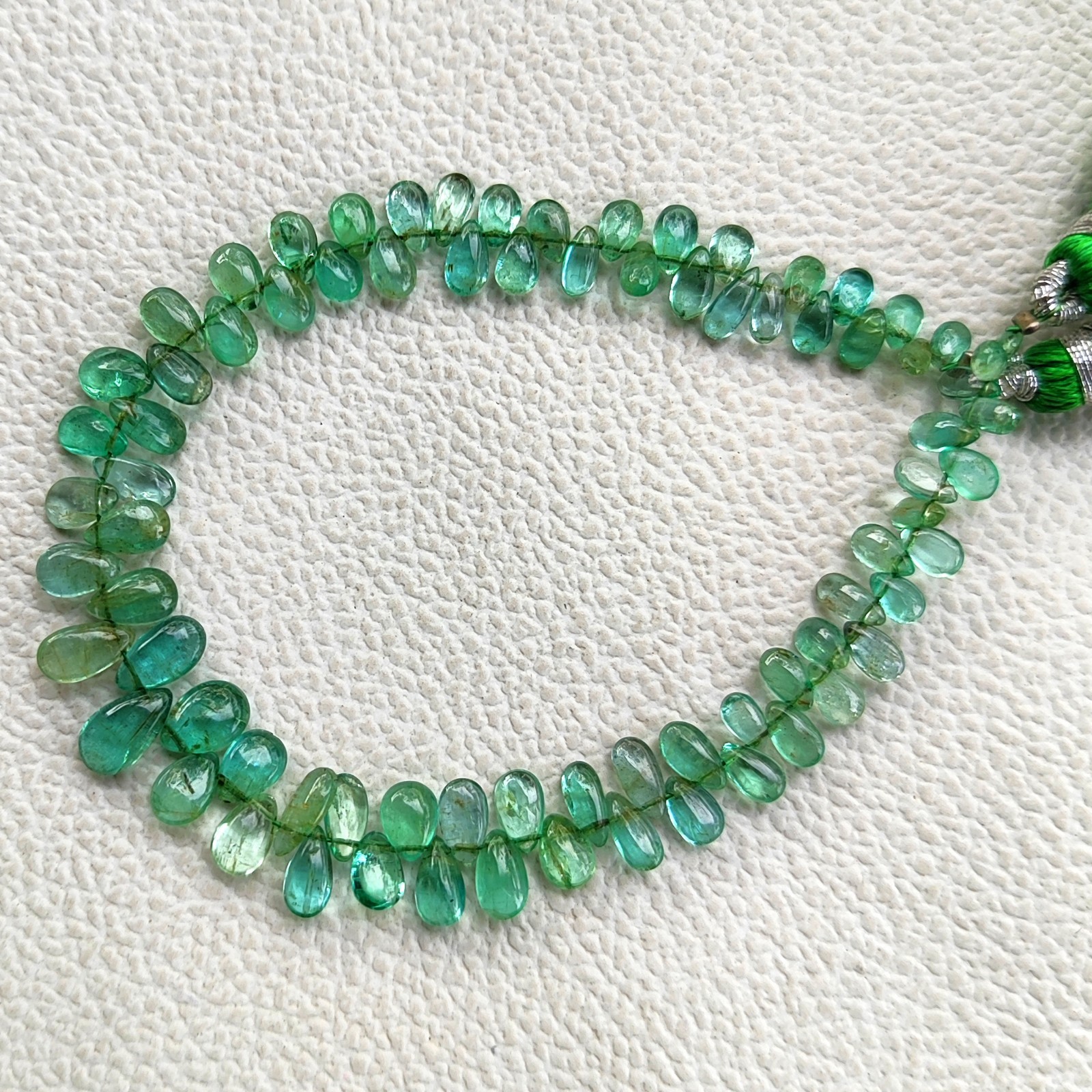 Madagascar Green Apatite Gems 5×3-7x5mm Smooth Pear Beads 7″ Jewelry Strand