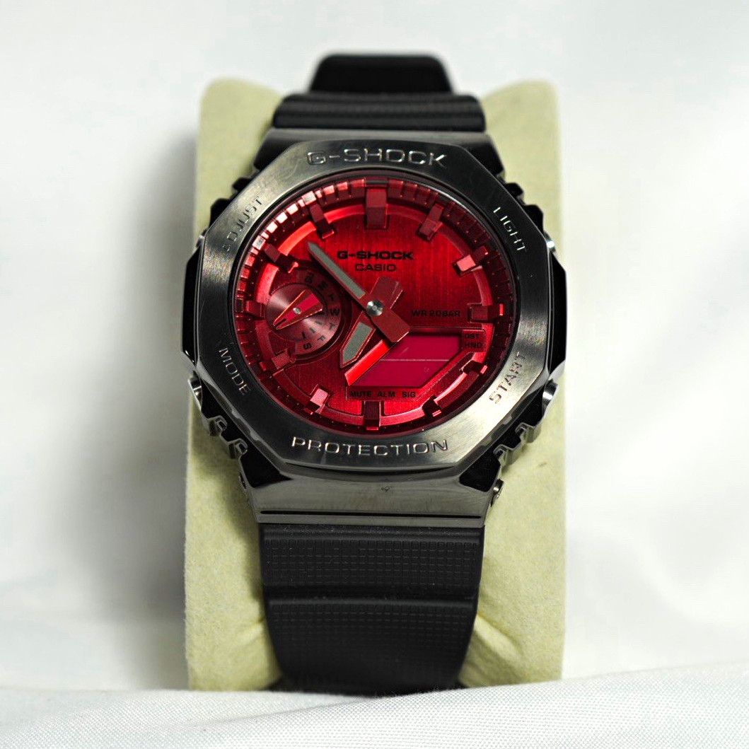 Casio G-SHOCK Men’s 200m Shock-Resist Quartz Ana-Digi Red Dial Watch