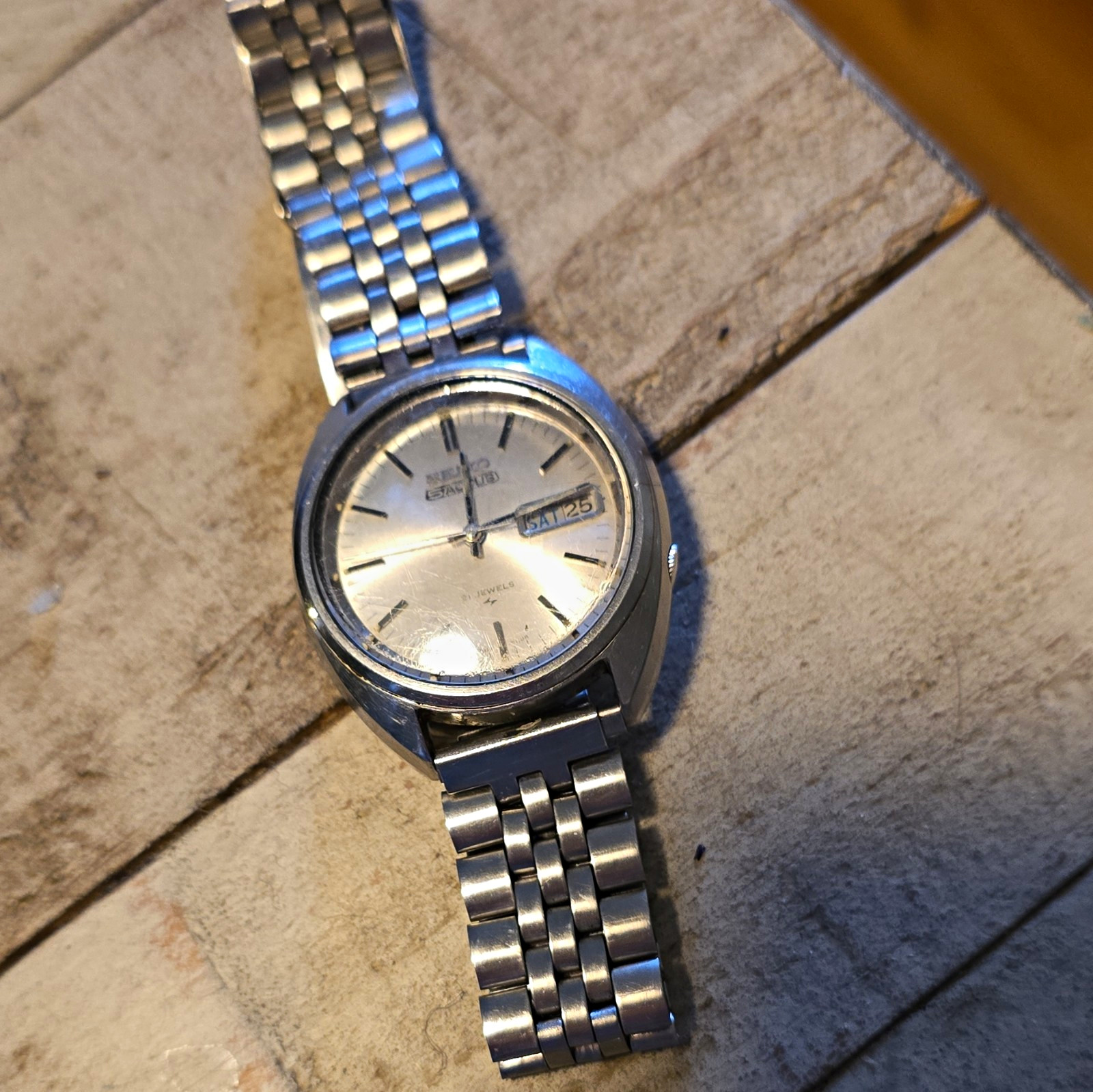 Seiko 5 Actus Men’s Automatic 21J Silver Dial Day/Date SS Bracelet Watch