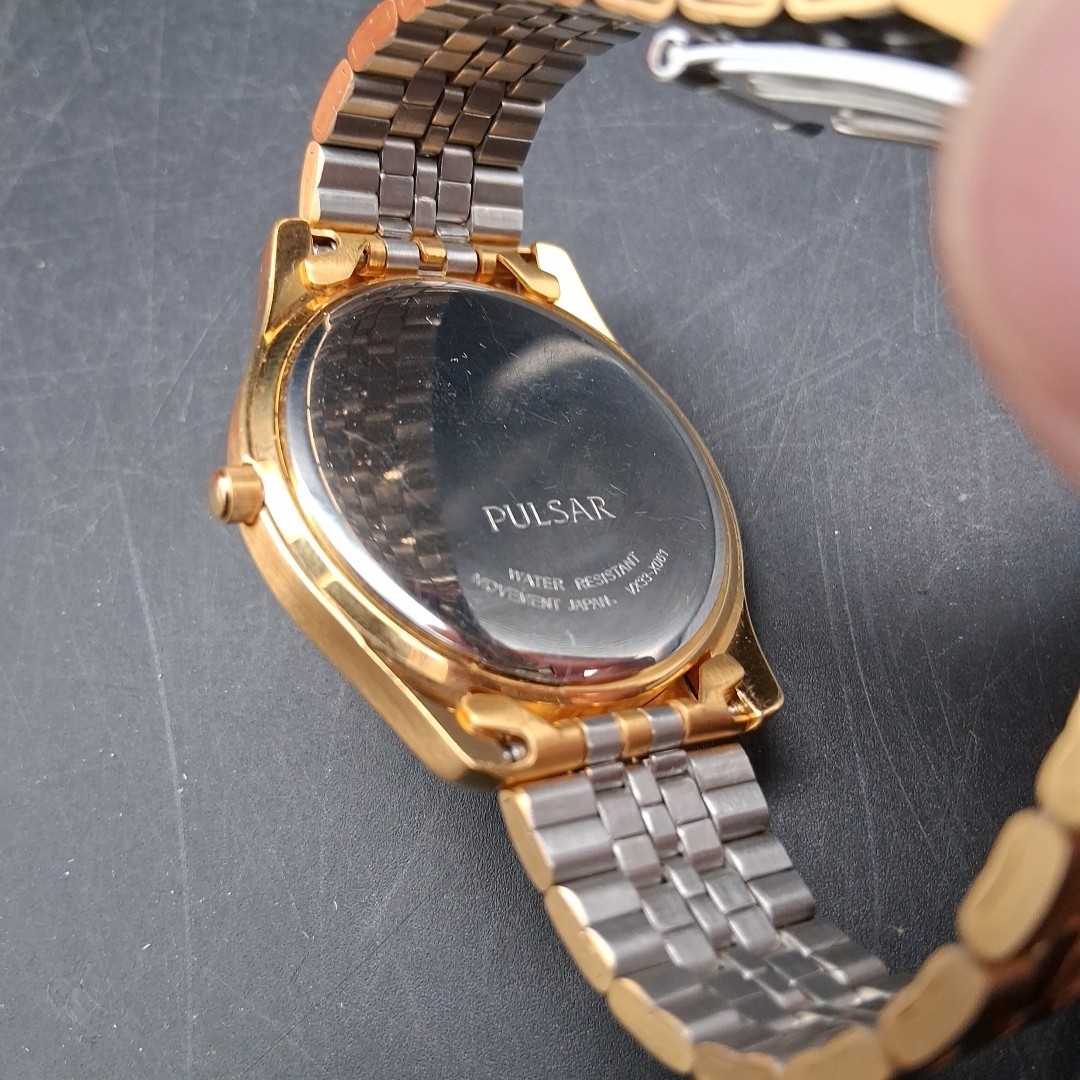 Pulsar Day Date Gold Tone Watch Great Condition W/ New Battery VX42-X106