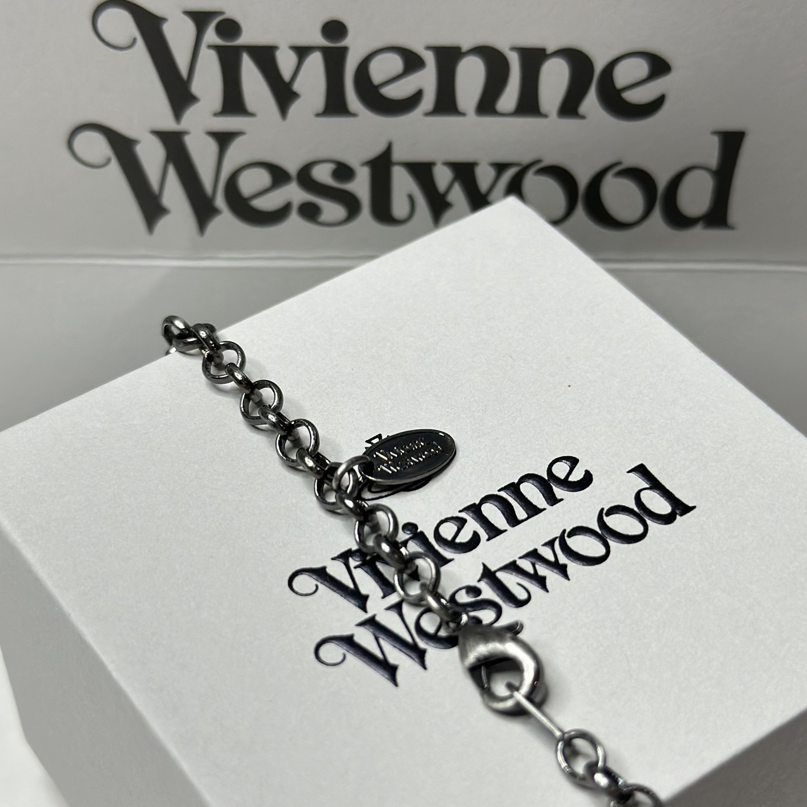 [Box+Pounch] Vivienne Westwood Flower Amethyst 4.5cm orb necklace