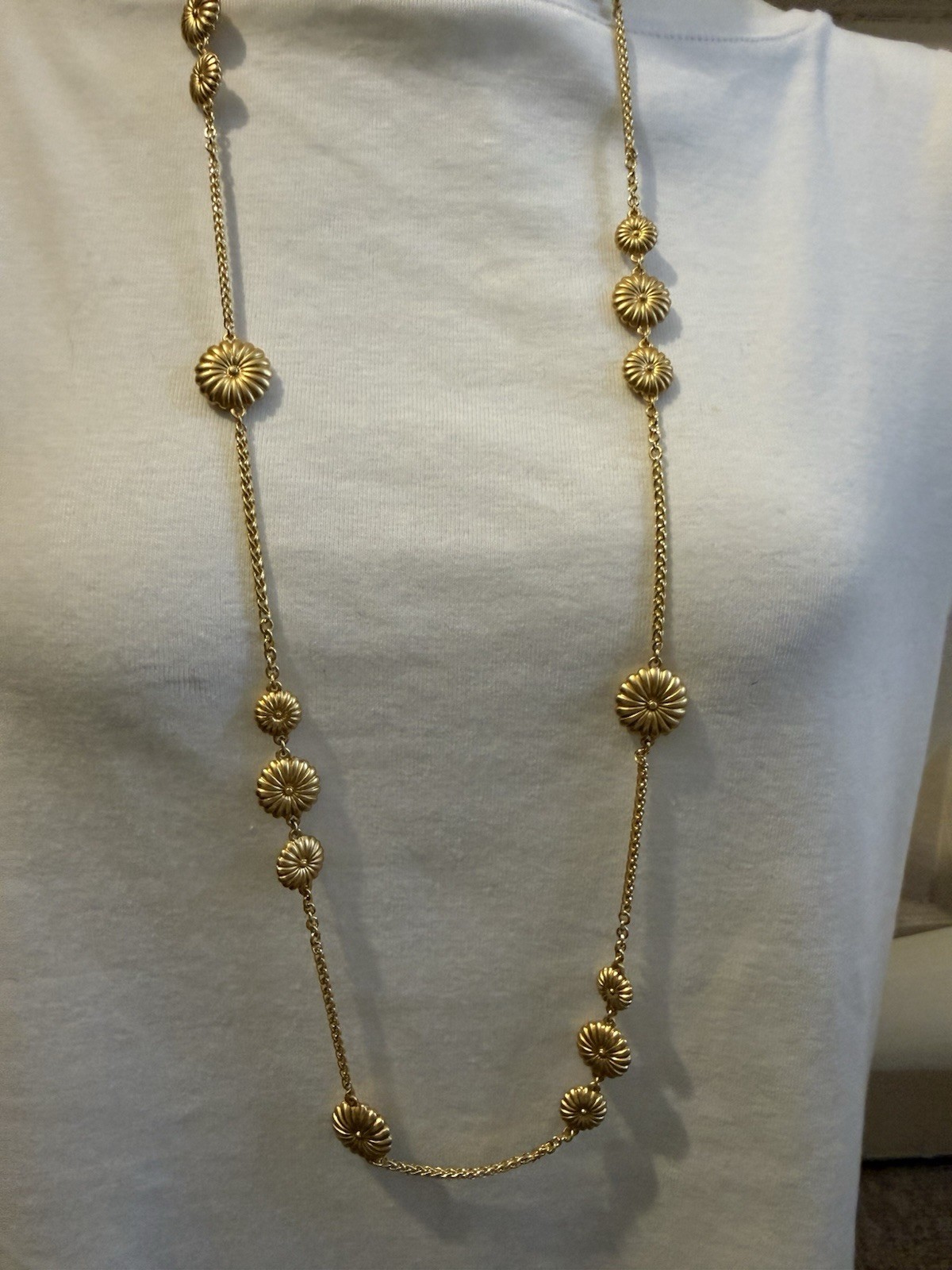NWT Trina Turk Fluted Sunburst Long Gold Tone Necklace A104