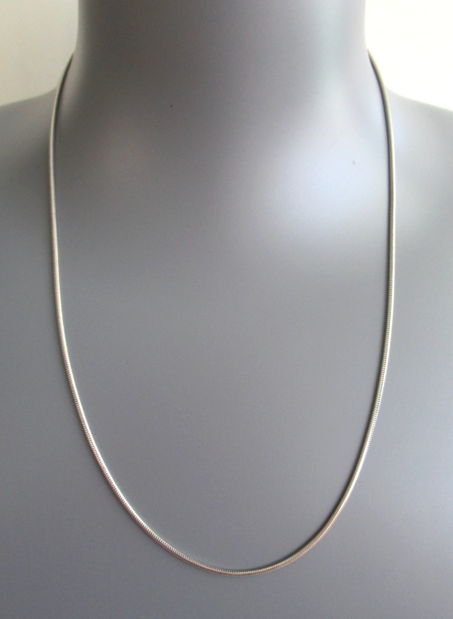 Sterling Silver 925 – 1.3 mm Snake Chain 18″ Chain Necklace – 7.21 g