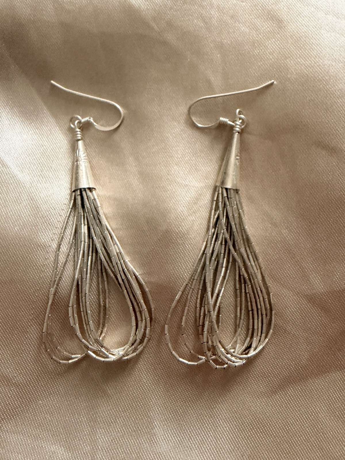 1970s Native American Style Sterling Liquid Silver Dangle Earrings