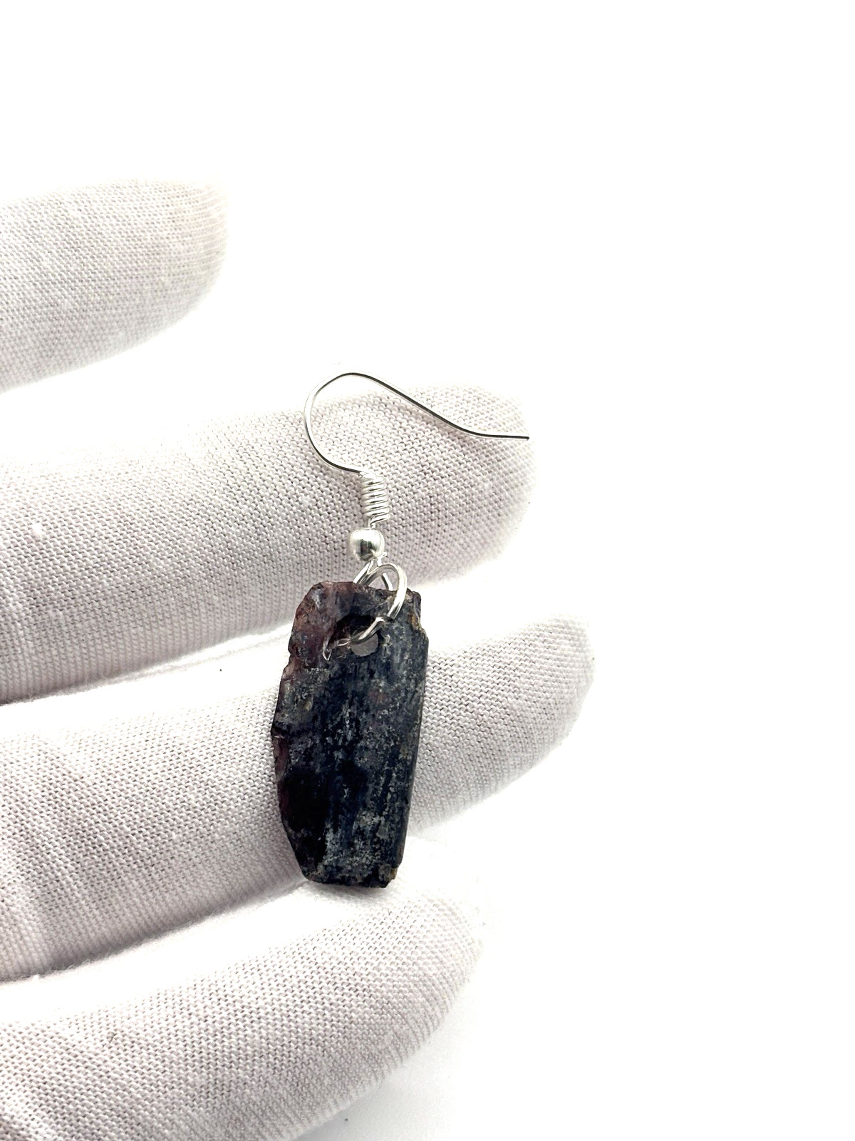 Handmade Dark Antique-Style Fragment Earrings – 2.5 cm, 2.92g Pair