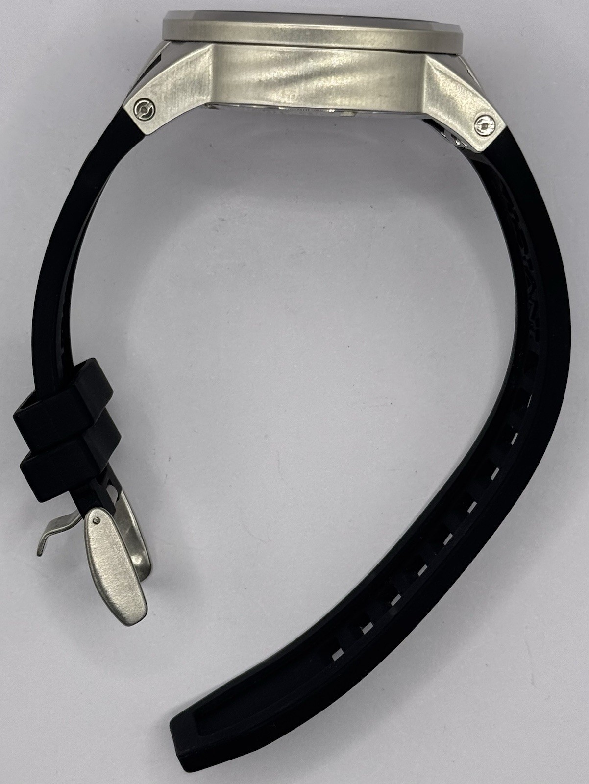 Invicta DNA Urban Quartz 46mm #10408