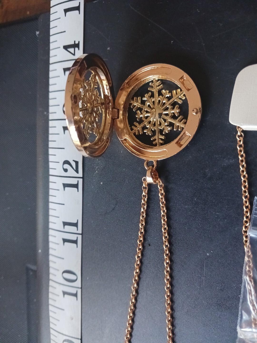 2 Aromatherapy Essential Oil Pendant Diffuser. Snowflake Necklace.