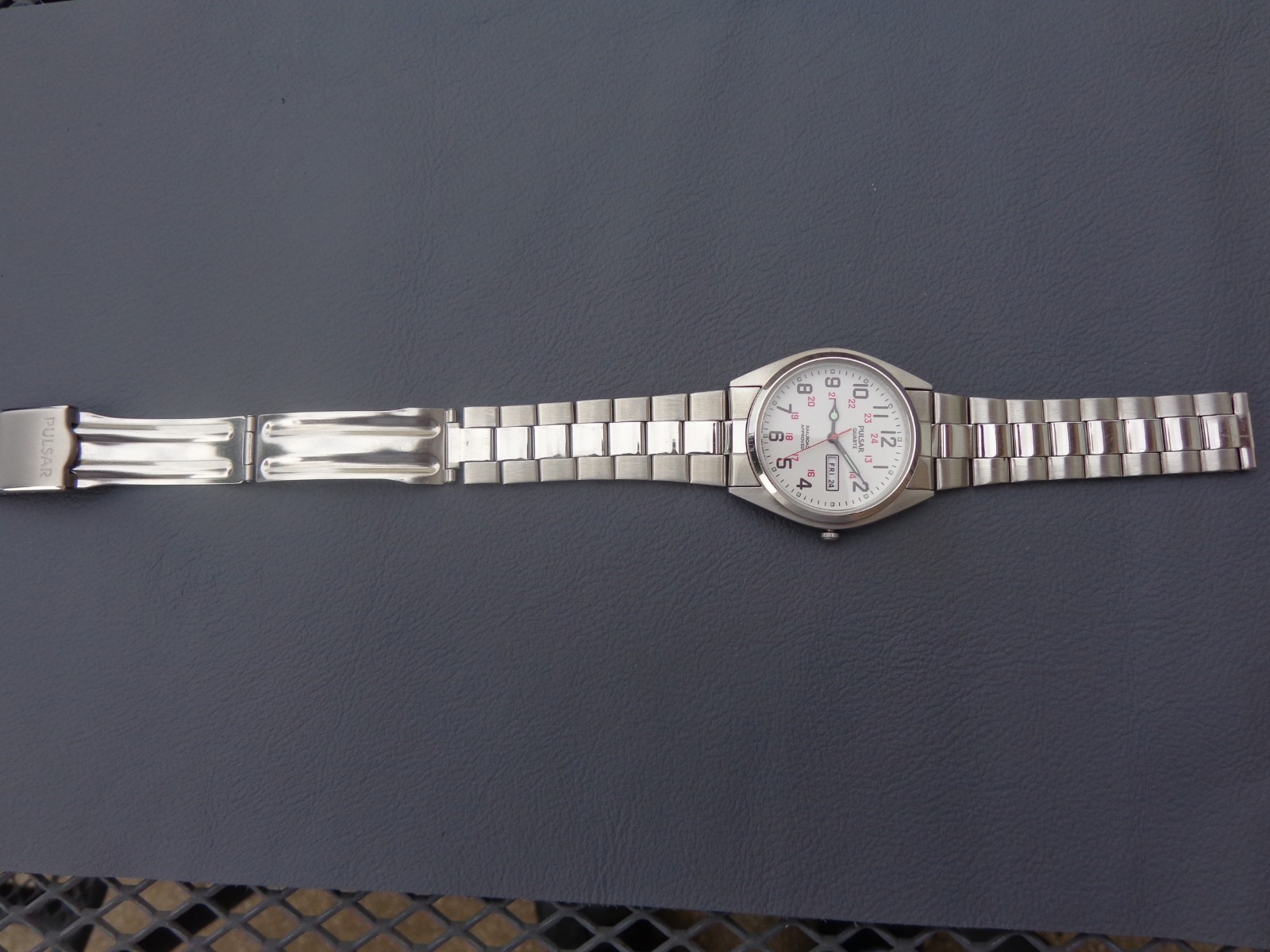 VINTAGE PULSAR “RAILROAD APPROVED” DAY-DATE BY SEIKO V533-9A00
