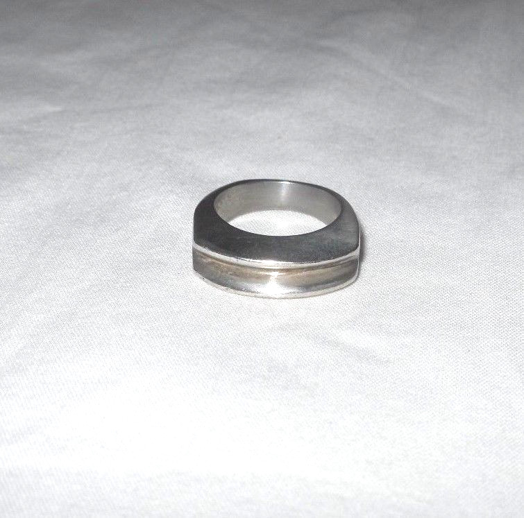 VINTAGE UNISEX MEN’S STERLING SILVER 925 MEXICO RING SIZE 5.5 WEIGHS 10.7 GRAMS