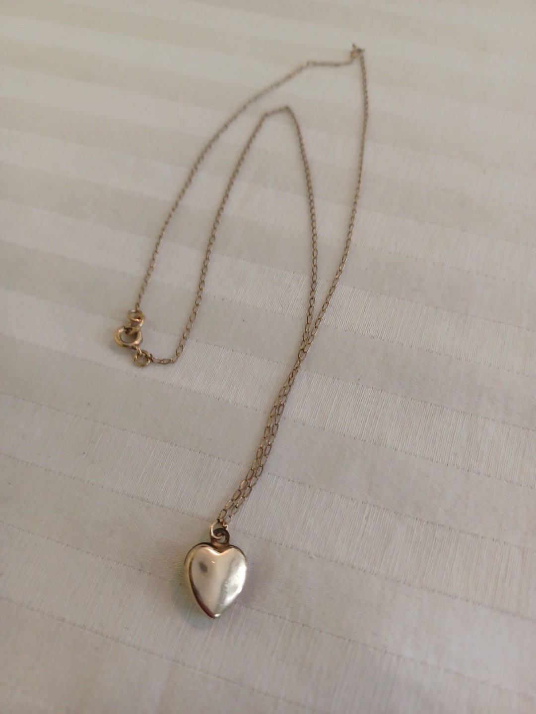 Vintage 12K gold filled heart locket necklace estate child adult 16 inch photo