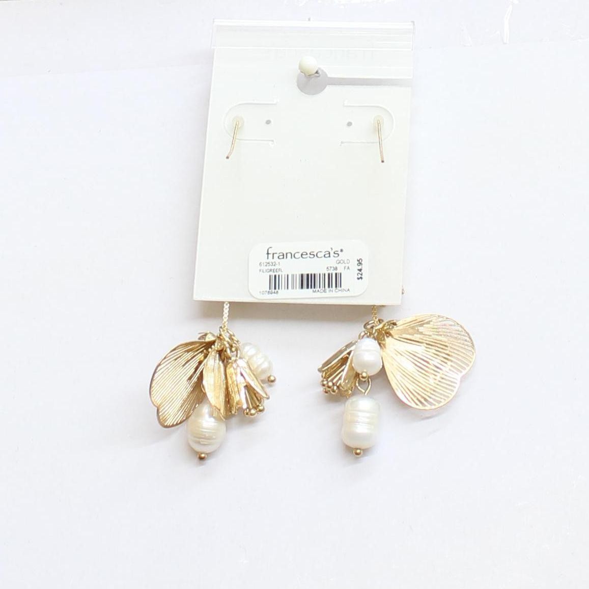 Francesca’s Filigree Petal Cluster Flower Dangly Drop Earrings Gold / White 3″