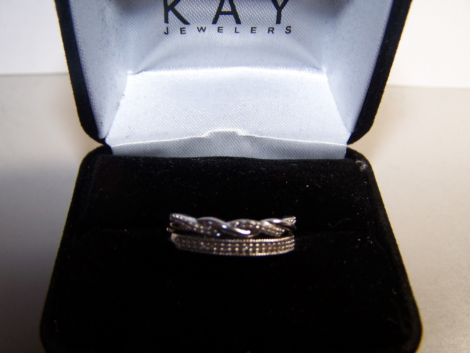 KAY JEWELERS 42 DIAMOND DOUBLE ROW STERLING SILVER WEDDING/ANNIVERSARY RING 63/4