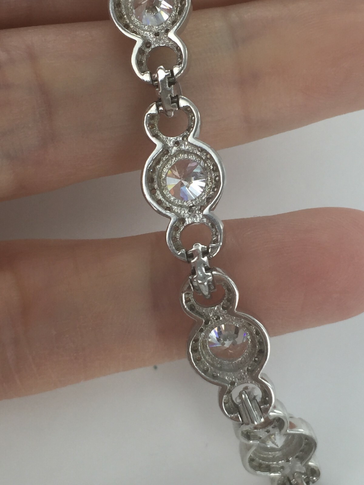 Gorgeous 8.5 CTW Round & Baguette Clear CZ Halo Style Pave Link 925 Silver 7″