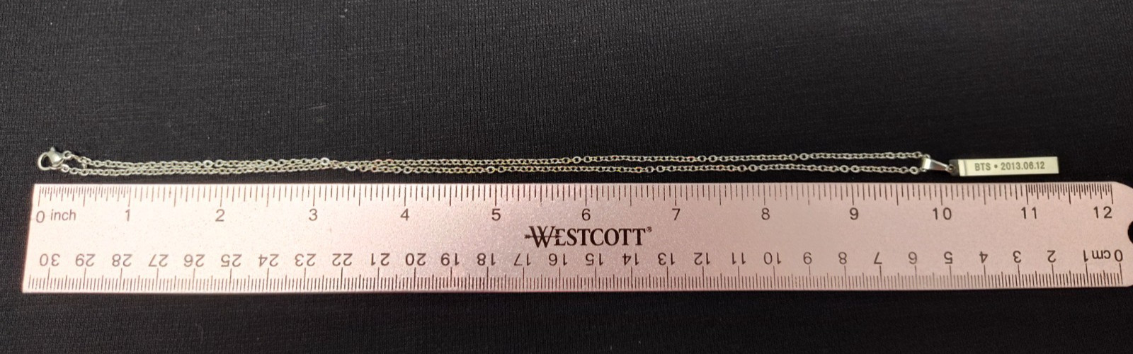 BTS 2013.06.12 Engraved Pendant Chain Necklace Silver Tone