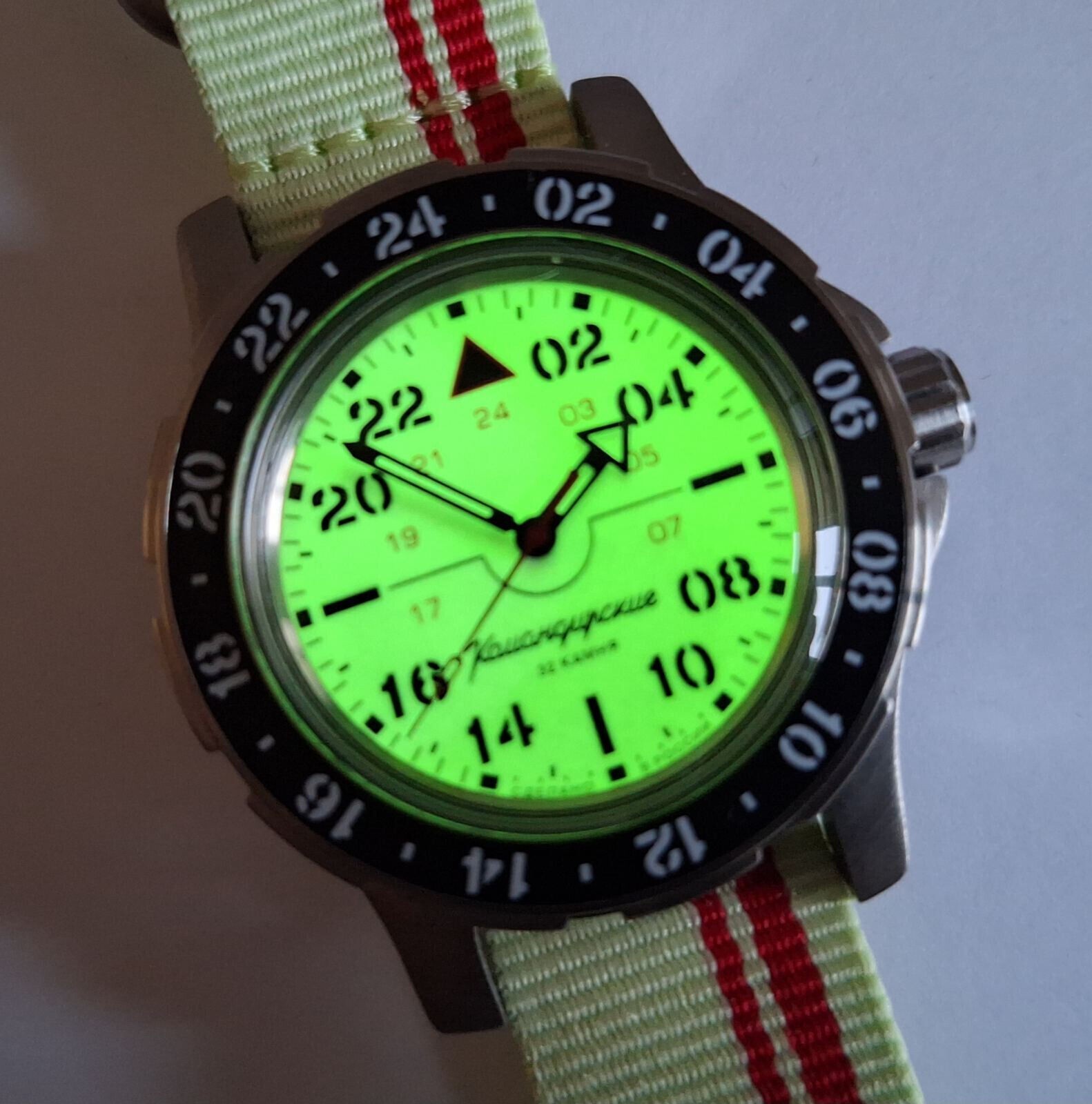 Vostok Konandirskie 2431.01 18011B Russian Military Automatic, Mechanical Watch
