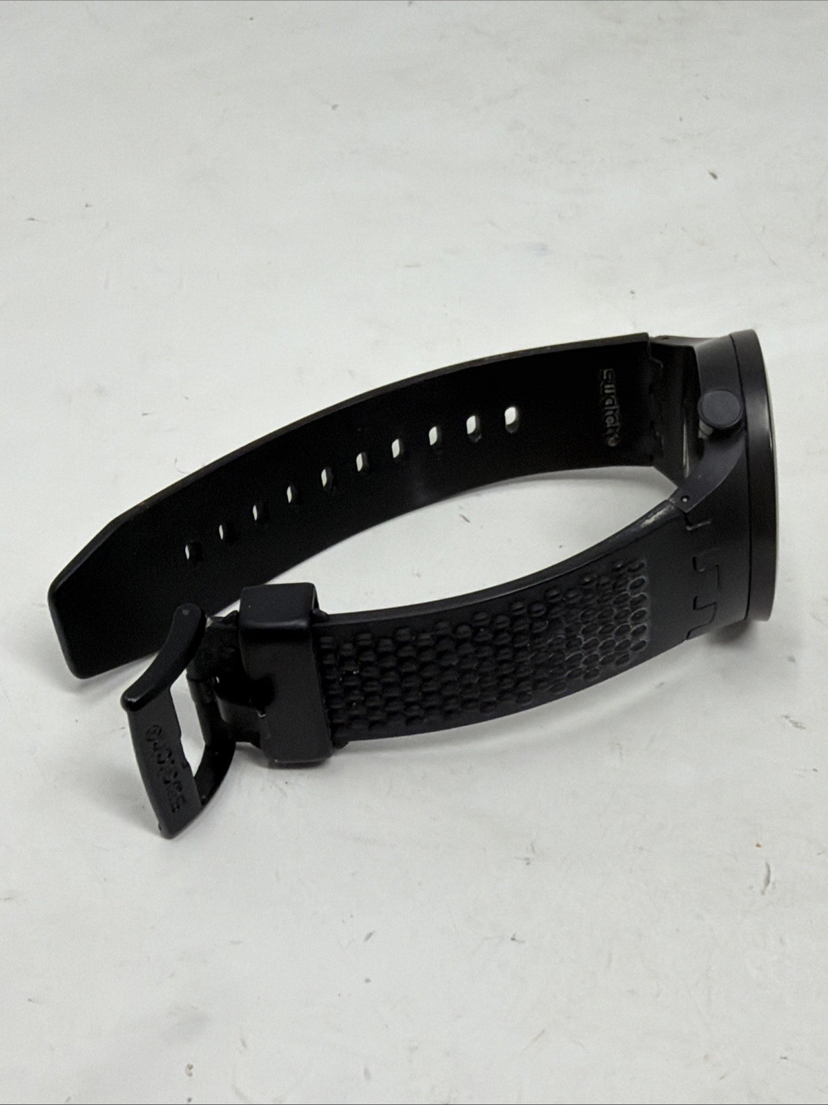 A Scarce Superb 2019 Swatch Big Bold SO27B100 BLACK work **Check Photos**