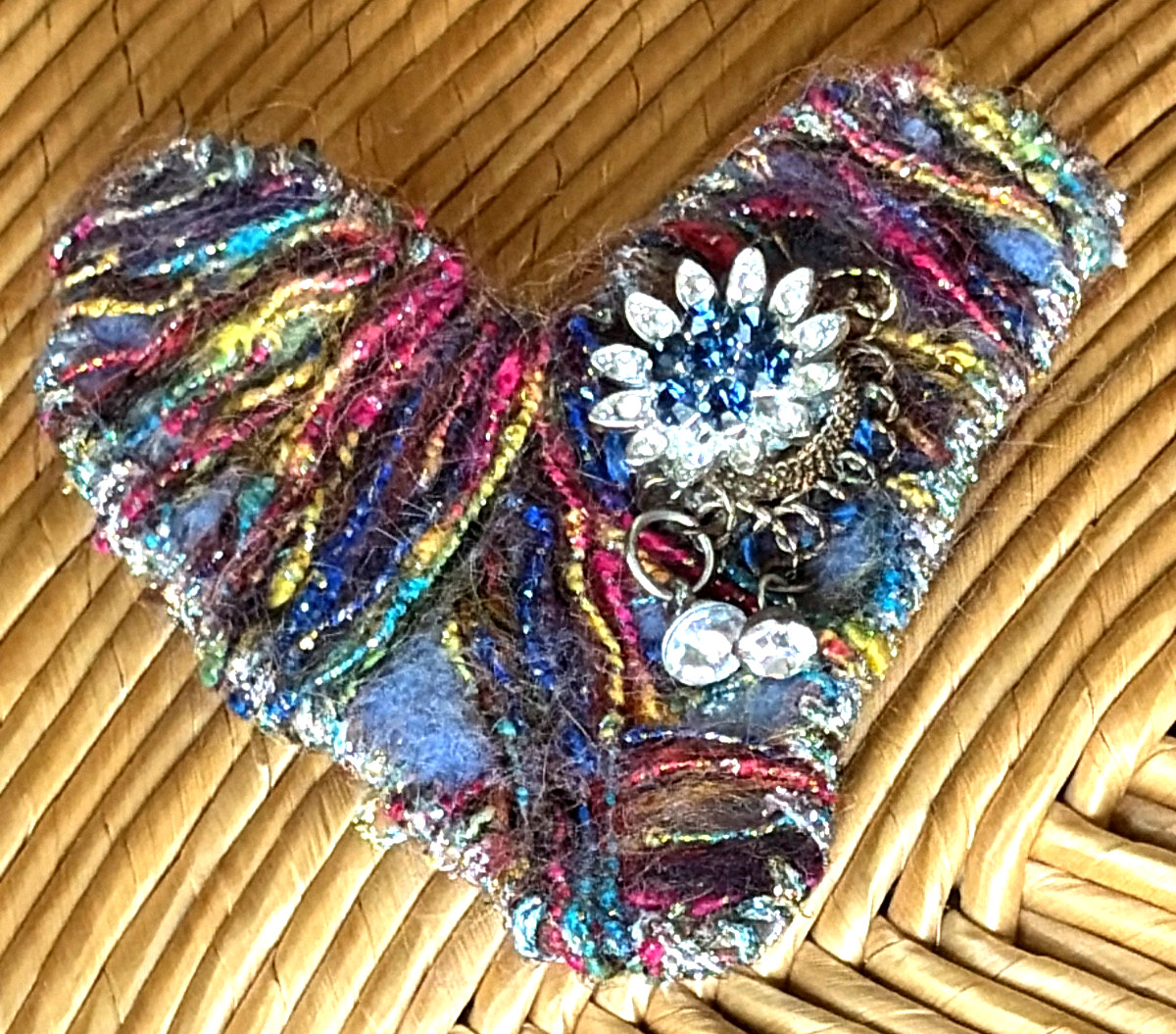 Vintage Handmade Fur Yarn HEART Pin Brooch Flower Rhinestone 3D Red Blue 3.75″