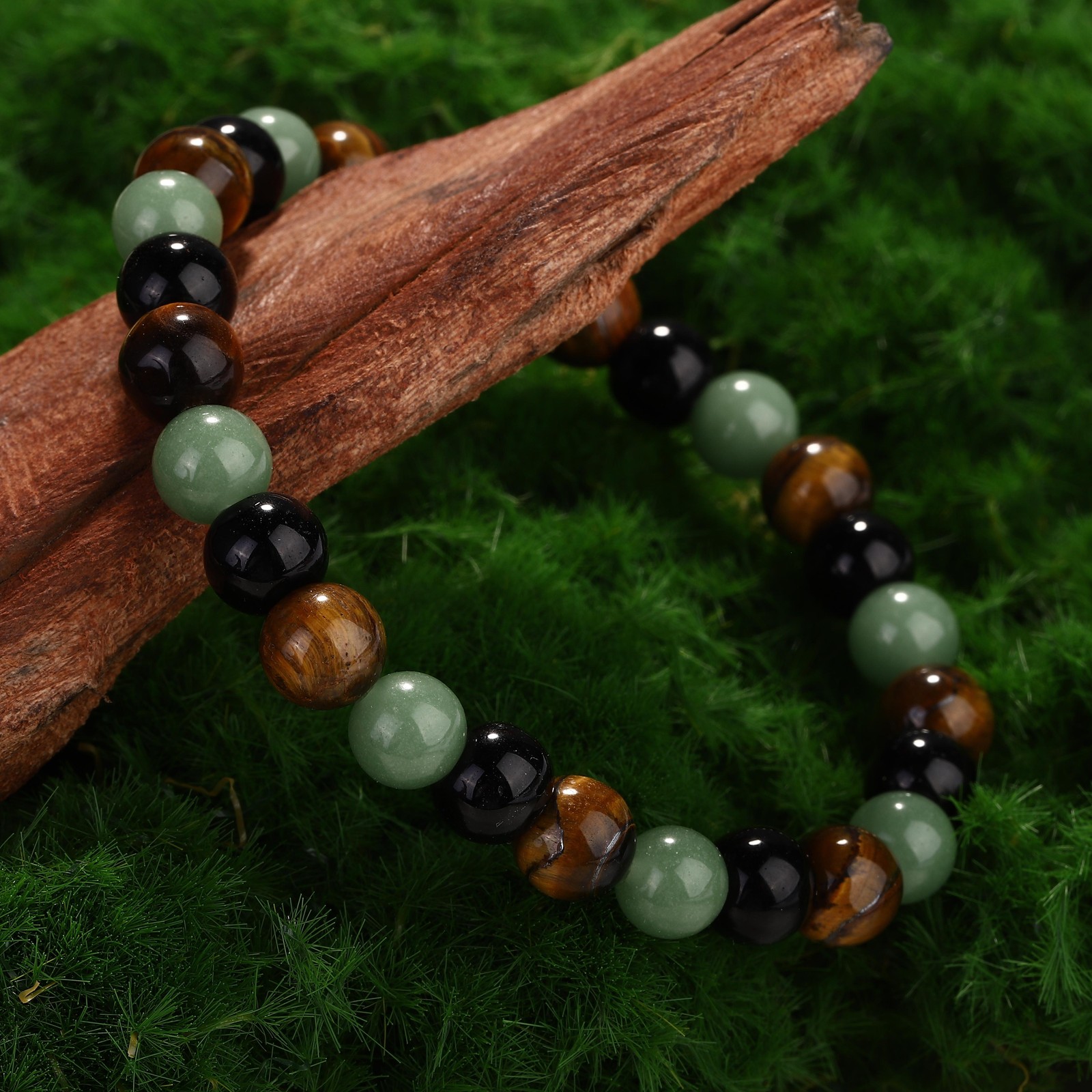 Green Luminous Stone Glows In The Dark Charges With Light 22g 22cm Ideal Gift Fo