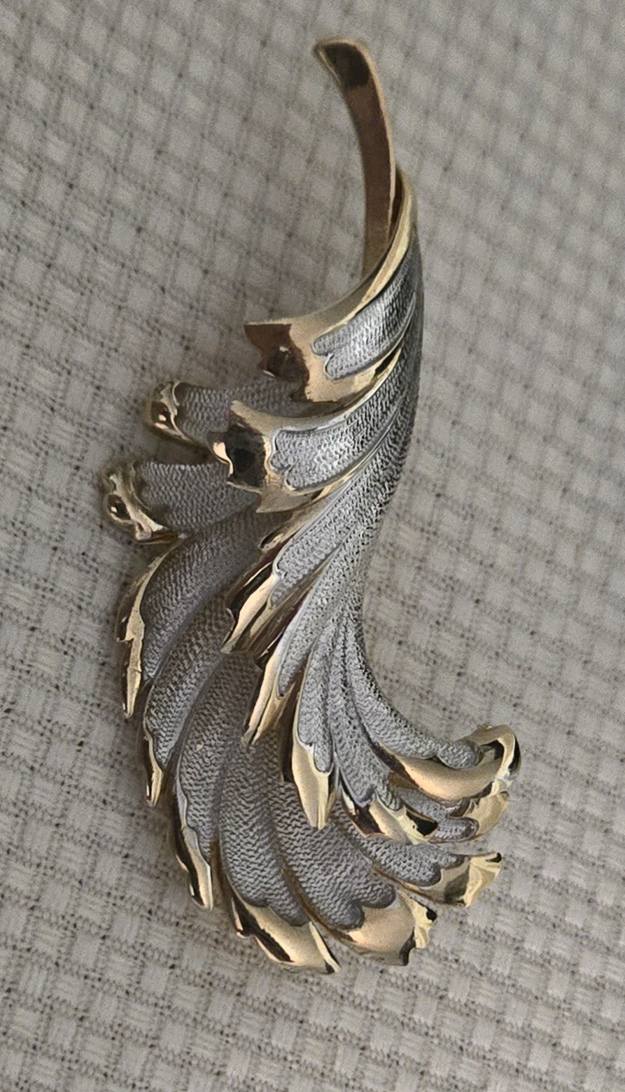 Vintage Kramer NY Gold Silver Tone Leaf Brooch Pin Textured Designer Signed